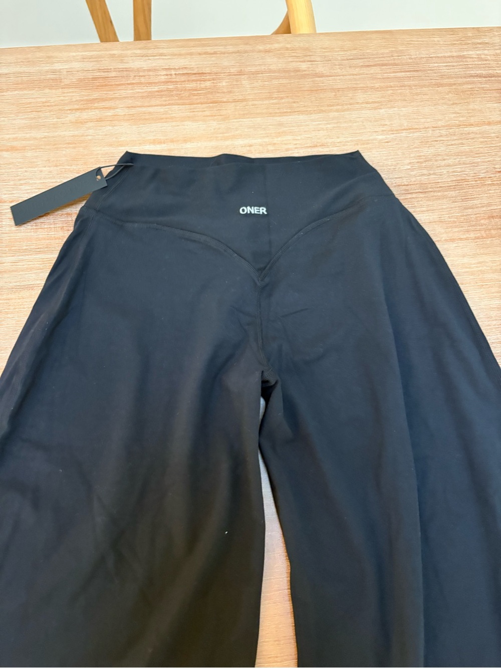 Oner Active SoftMotion Straight Leg Pant - Black, size small - Picture 5 of 6